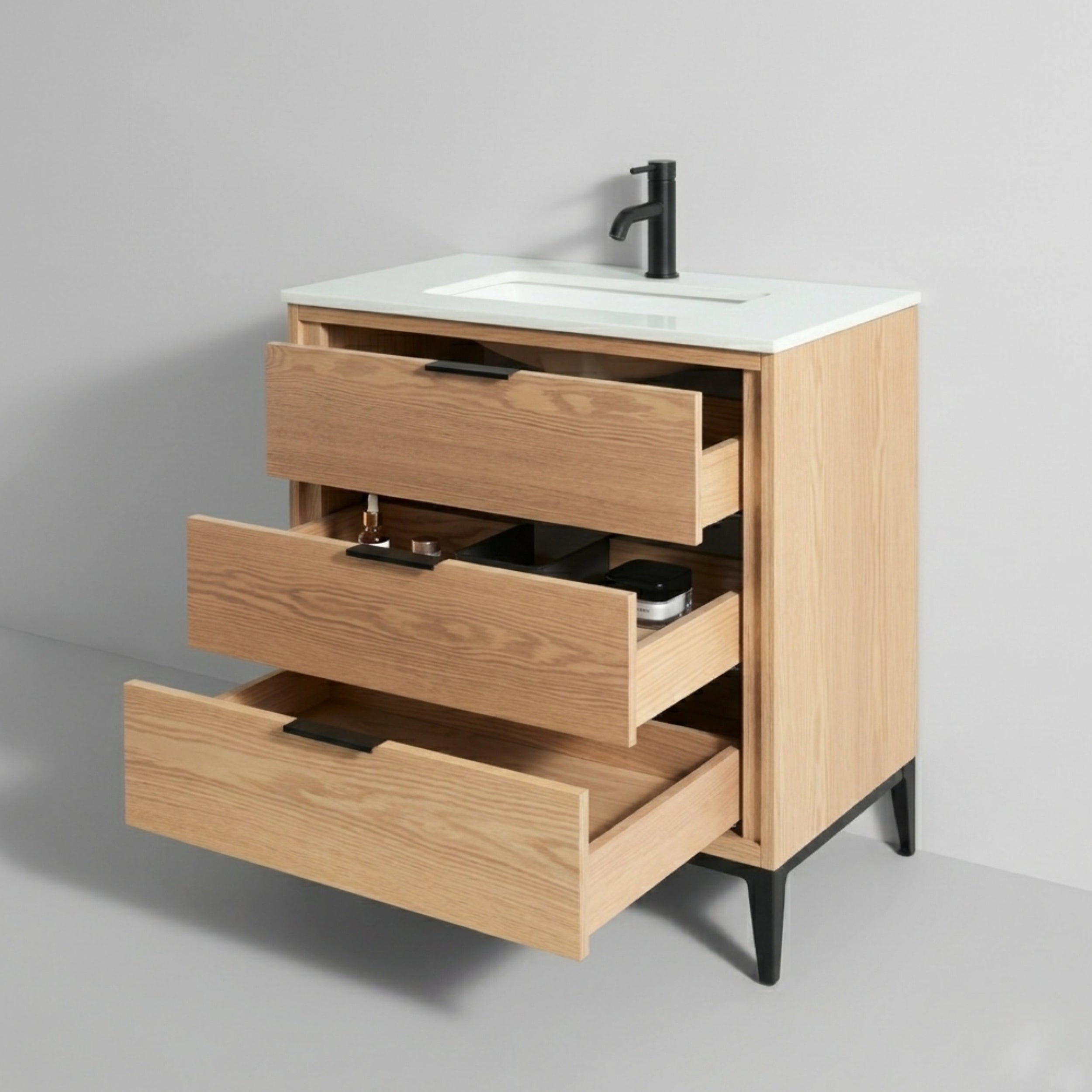 Divani 30" Solid Wood Freestanding Bathroom Vanity with Quartz Countertop
