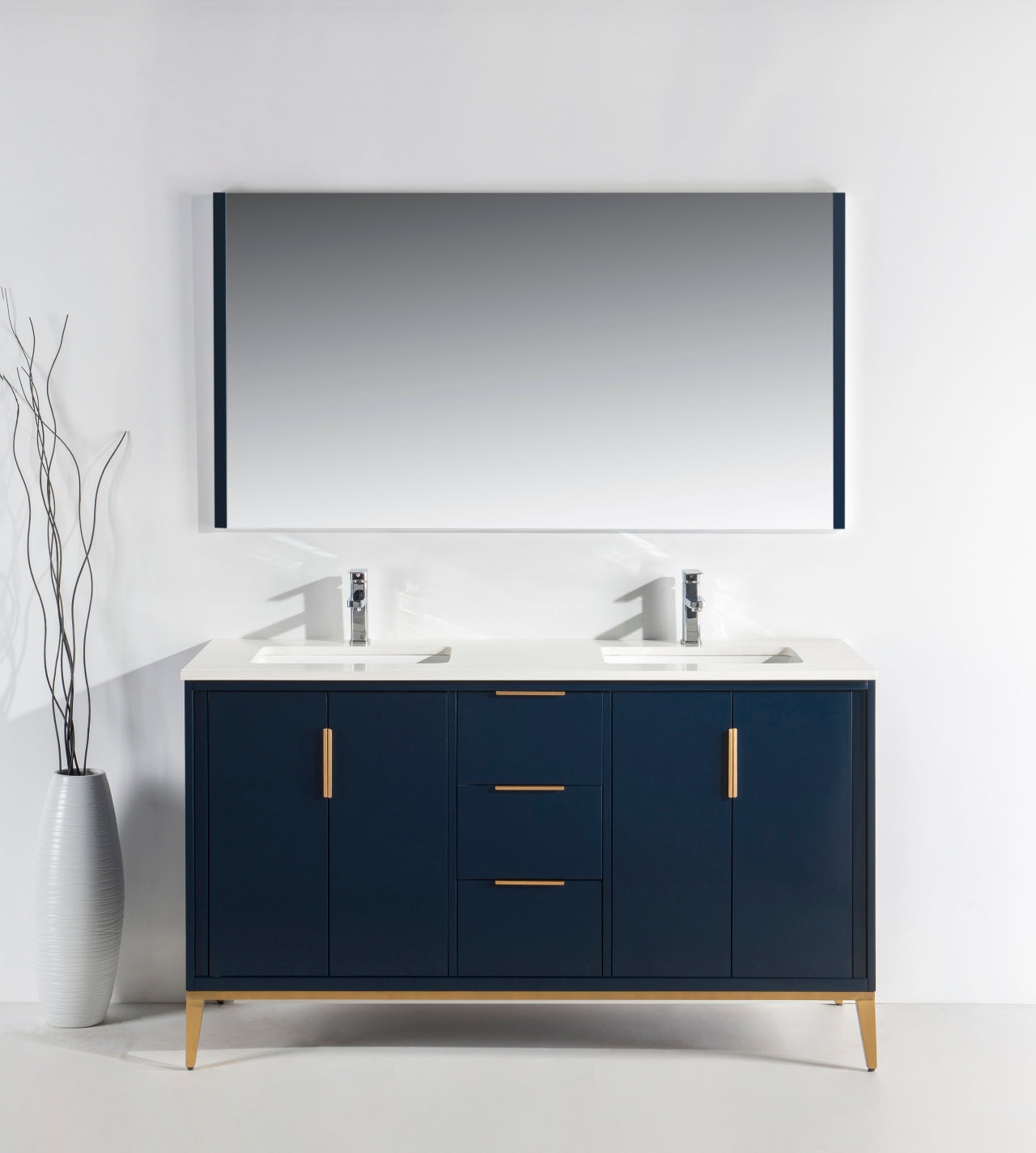Divani 60" Solid Wood Freestanding Bathroom Vanity with Quartz Countertop